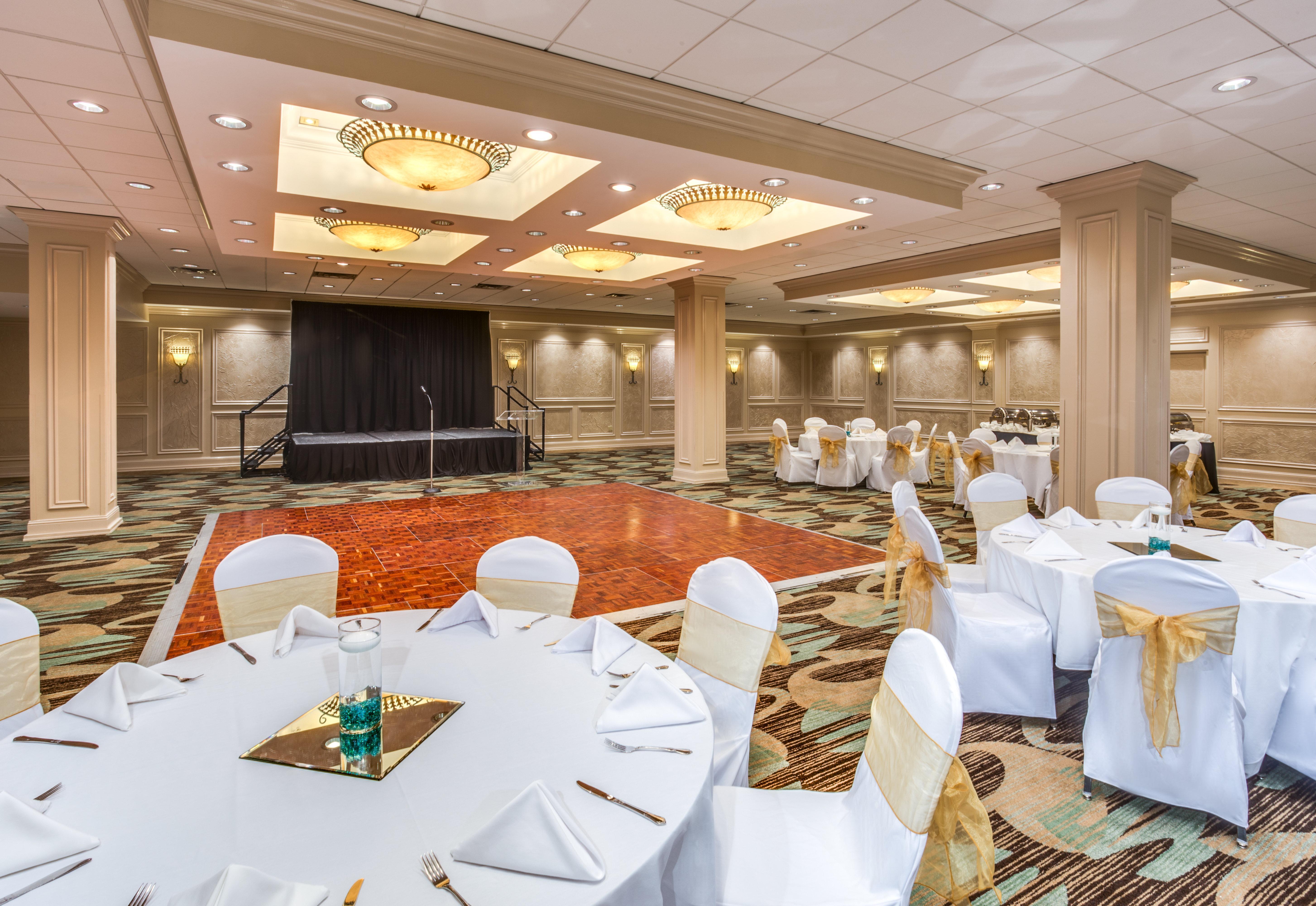 מלון Crowne Plaza Executive Center Baton Rouge By Ihg מראה חיצוני תמונה