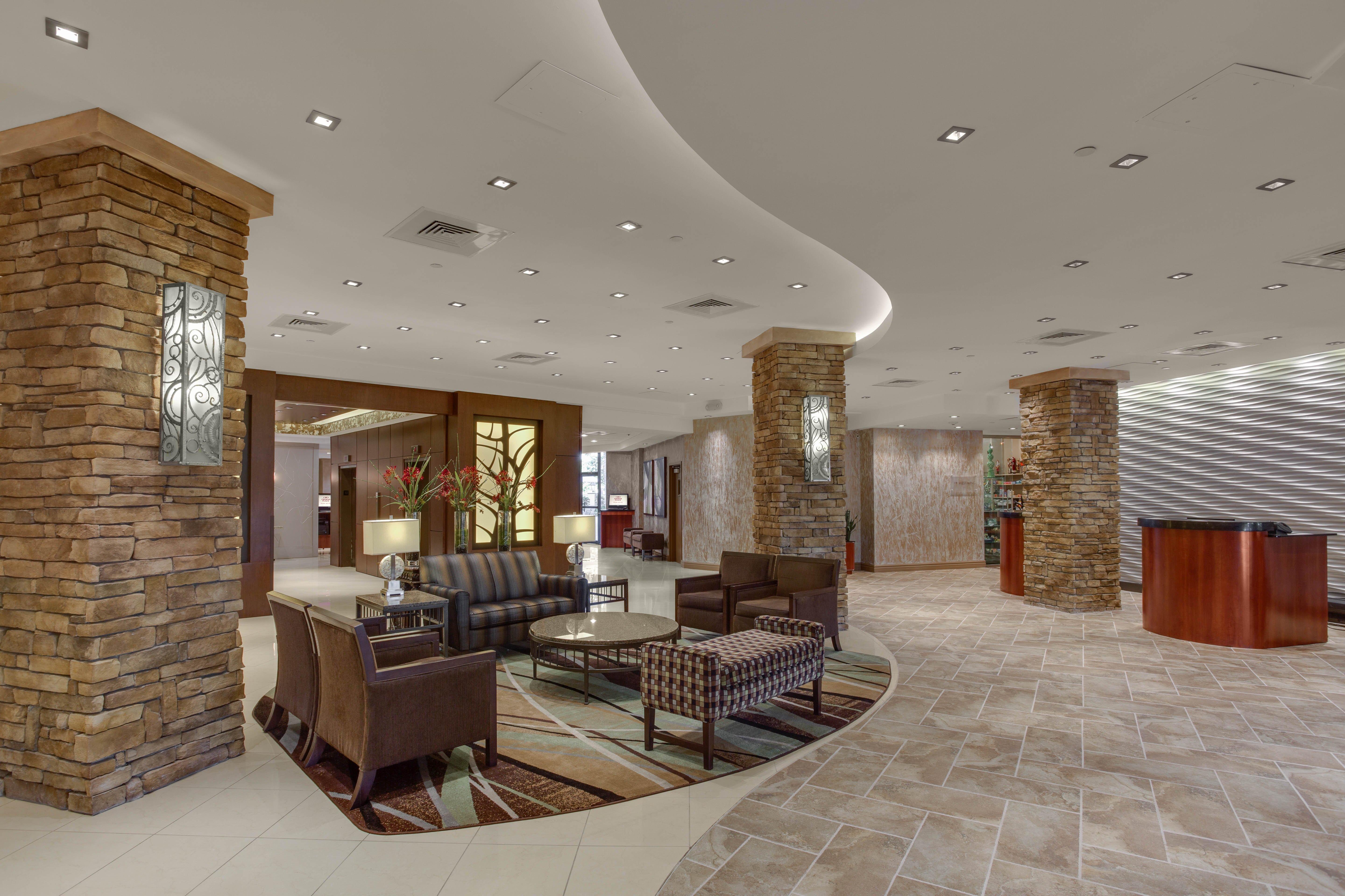 Crowne Plaza Executive Center Baton Rouge, An Ihg Hotel מראה חיצוני תמונה