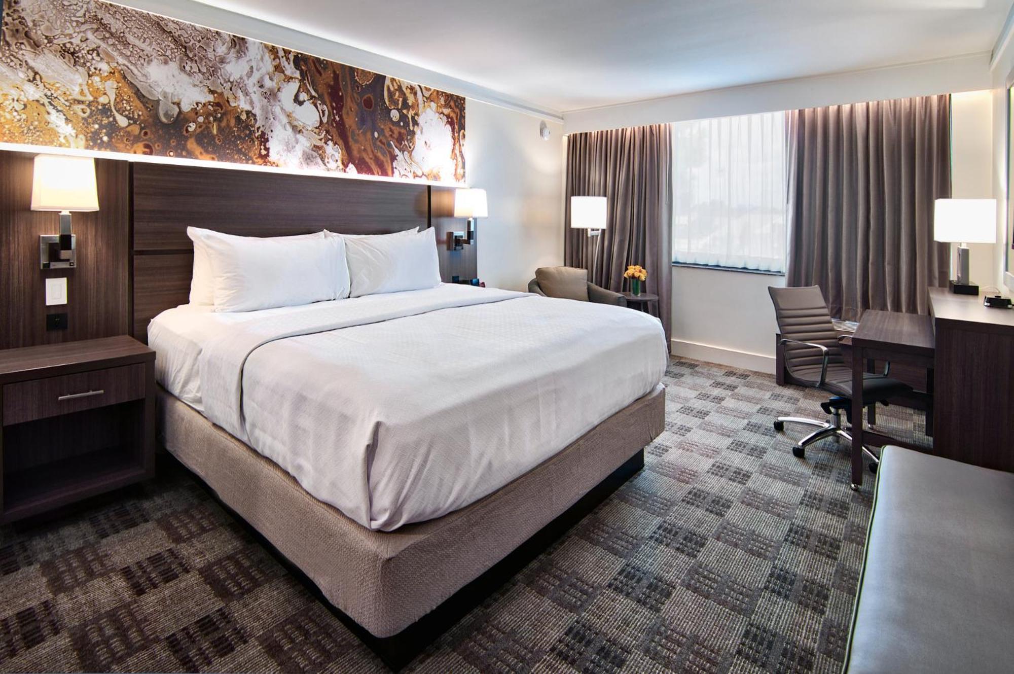 מלון Crowne Plaza Executive Center Baton Rouge By Ihg מראה חיצוני תמונה
