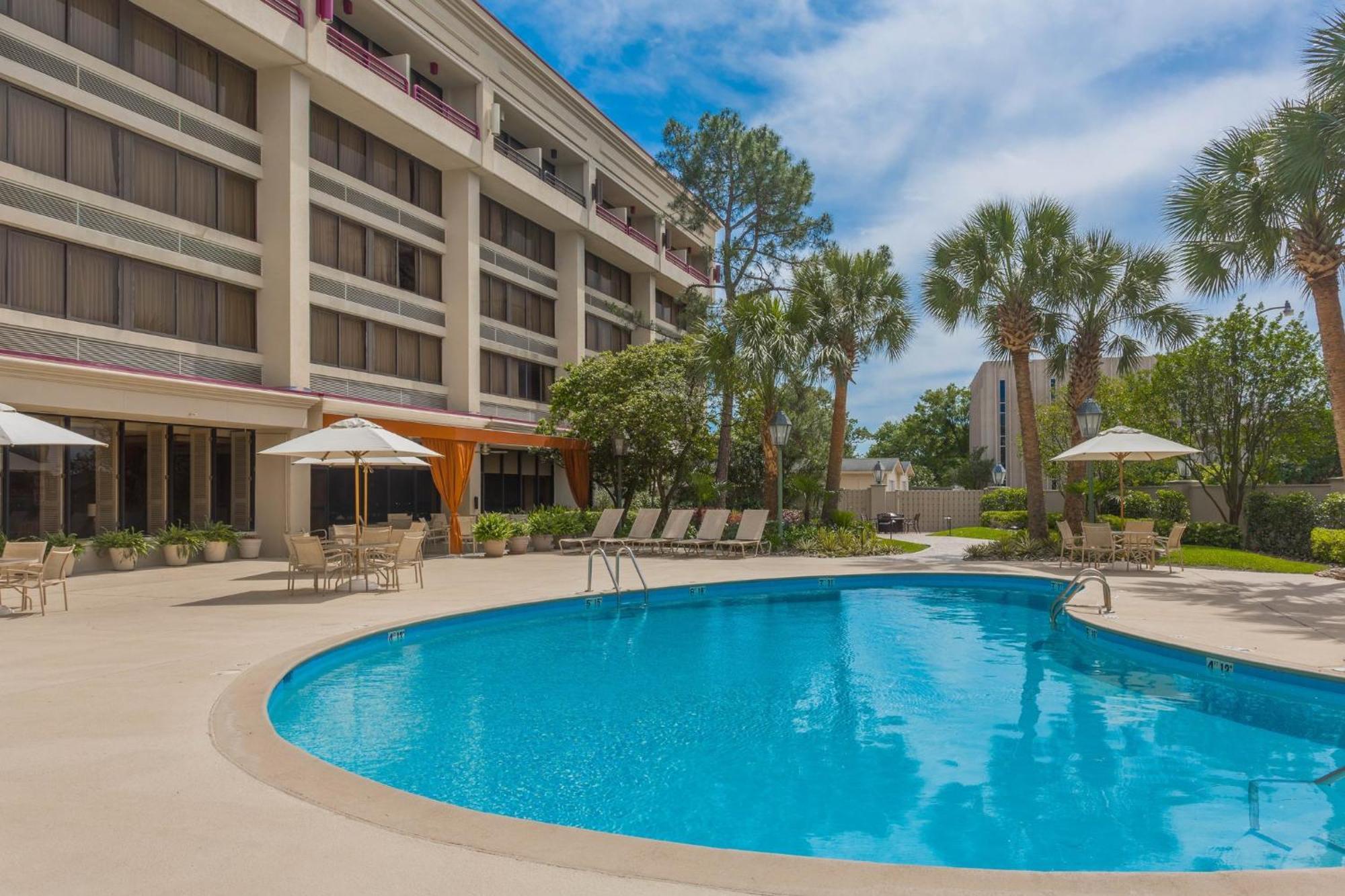 מלון Crowne Plaza Executive Center Baton Rouge By Ihg מראה חיצוני תמונה