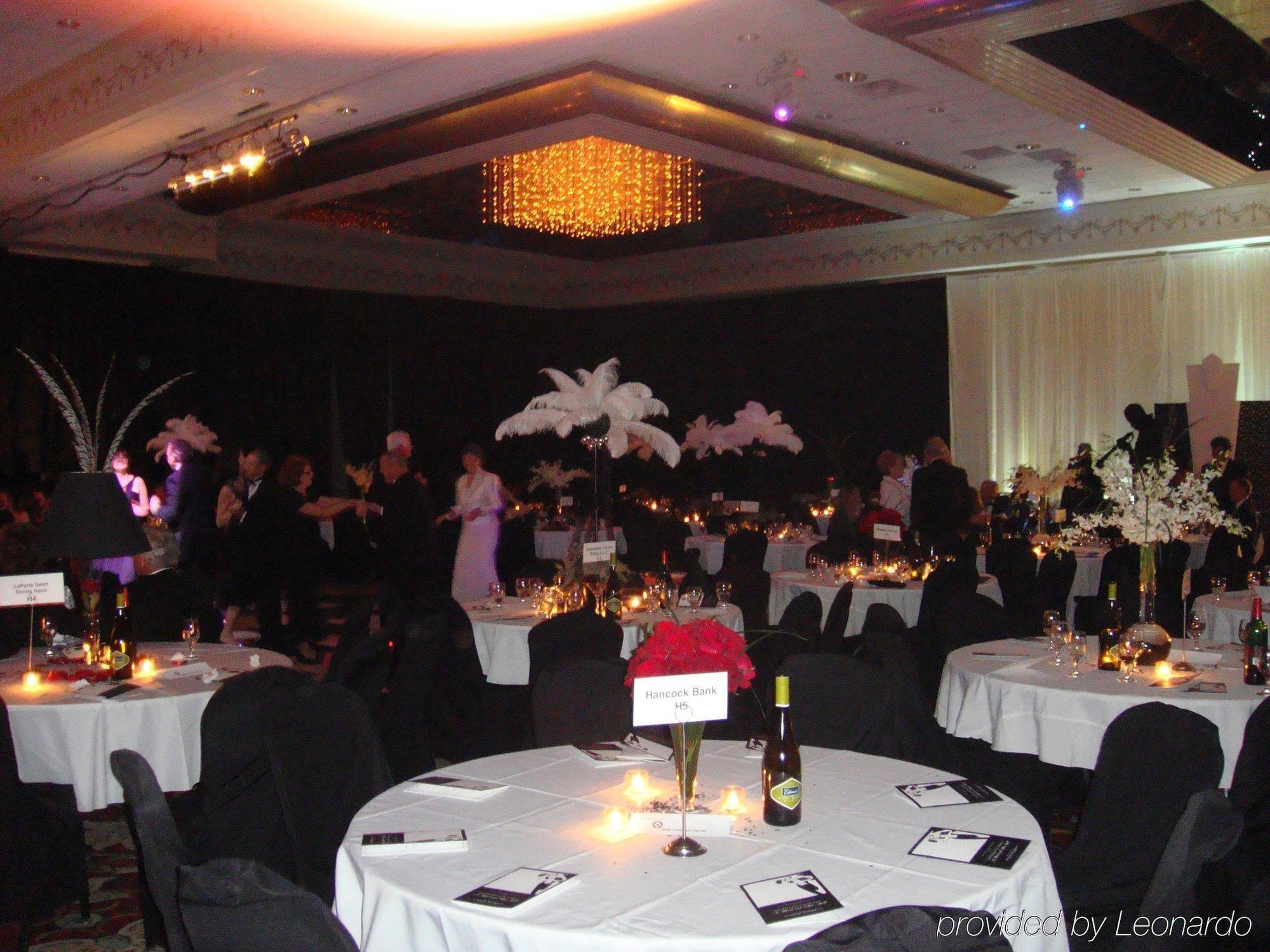 מלון Crowne Plaza Executive Center Baton Rouge By Ihg מסעדה תמונה